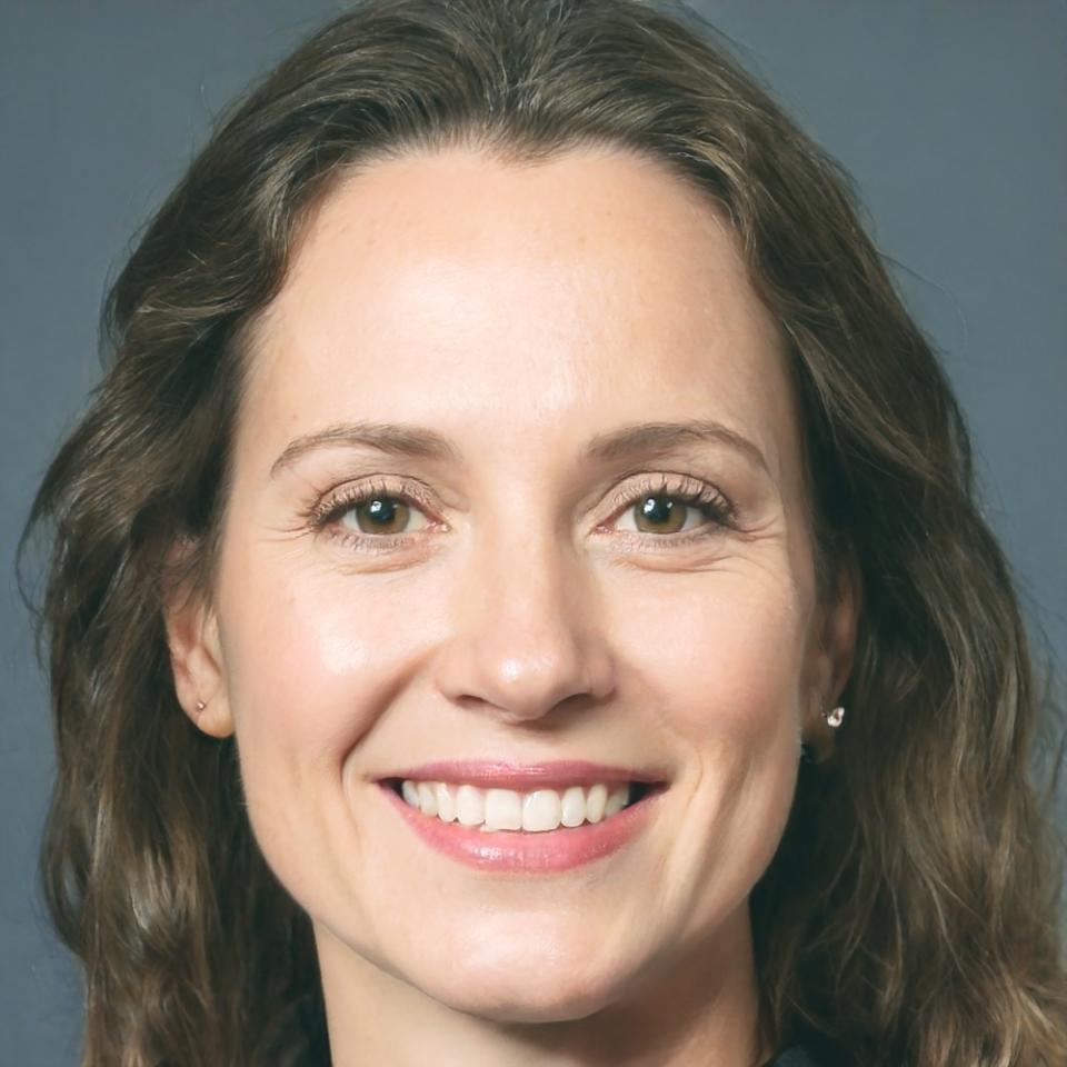 Briony Caldwell presenting technical SEO strategies for e-commerce